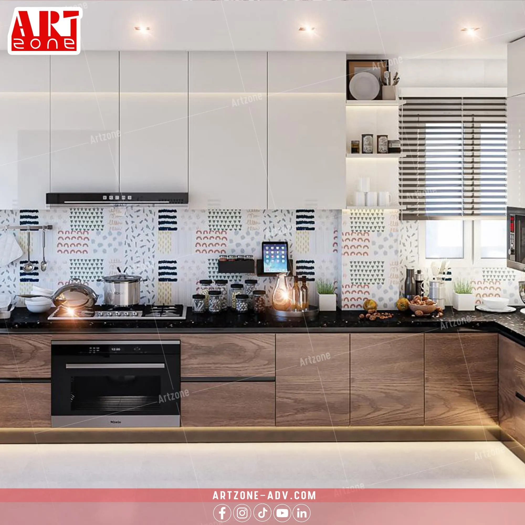 مطبخ عصري بخزائن بيضاء وخشبية، كونترتوب أسود، وباكسبلاش ملون.